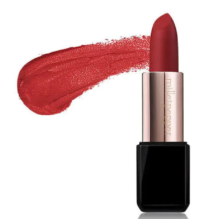 Long-Lasting Matte Lipstick — Waterproof, Moisturising & Bold All-Day Colour
